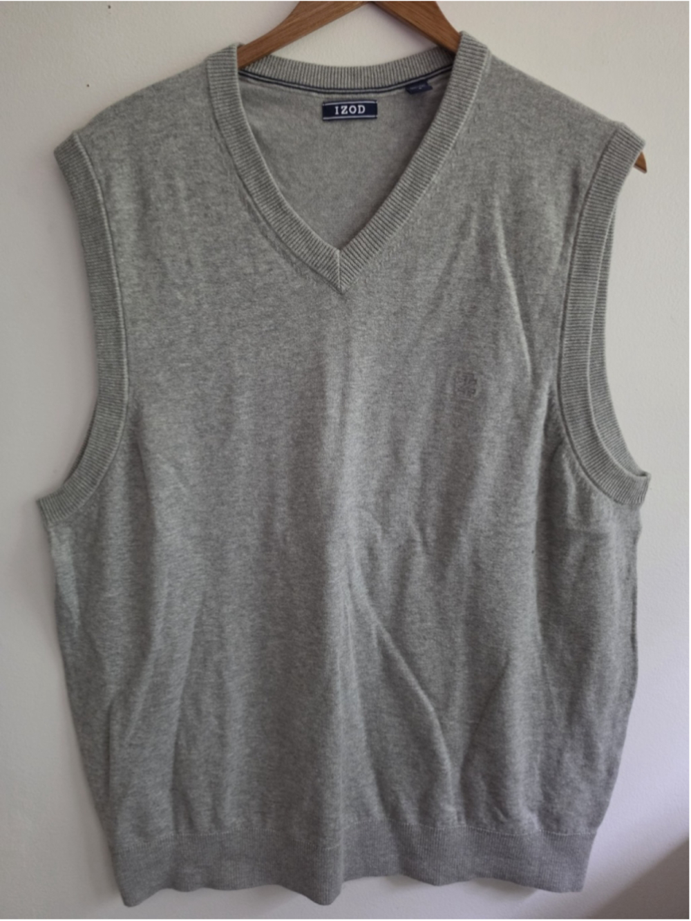 IZOD Men's Premium Essentials V-Neck Sweater Vest Heather Gray Cotton Blend Lg